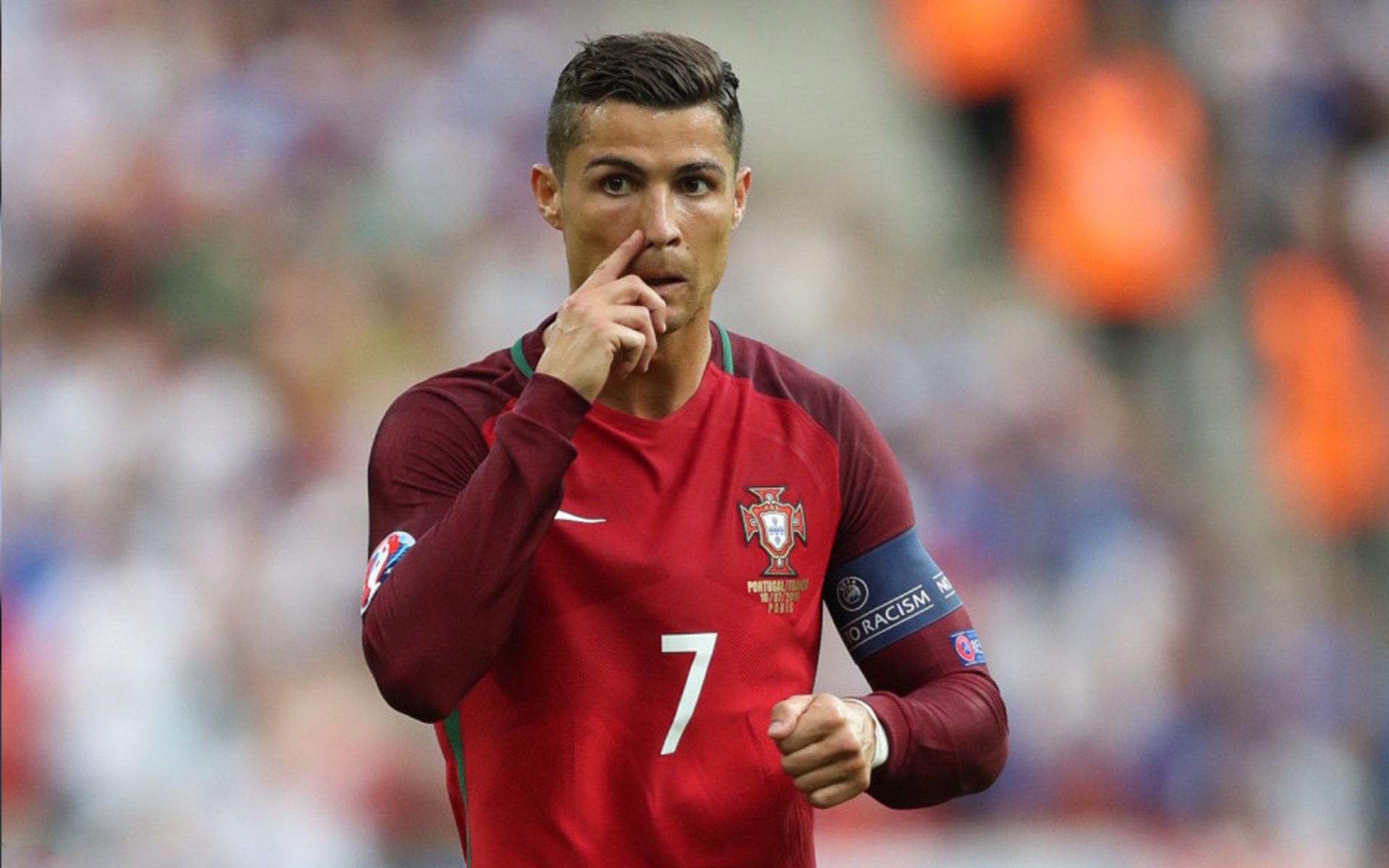 掘金中锋约基奇再度三双，统治禁区，掘金中锋约基奇是哪国人