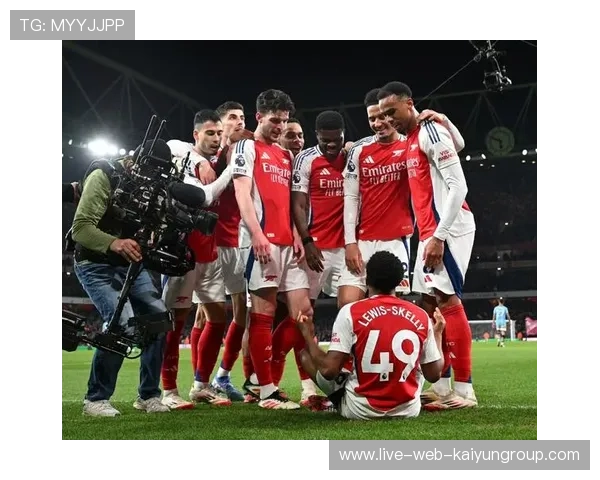 B席妙传助攻，曼城进攻端多点开花，曼城d席是谁