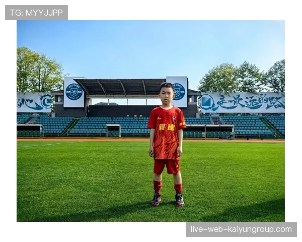 俱乐部青训学员国际化选拔路径逐步畅通助力留学与试训，俱乐部青训几岁要到俱乐部